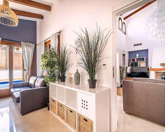 Elegant Villa Near Murcia With Heated Pr - Baños y Mendigo - Sala de estar