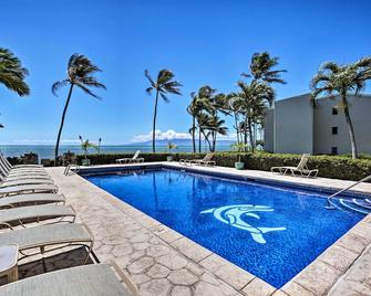 Oceanfront Molokai Condo with Pool and Grills! - Napili - Pool