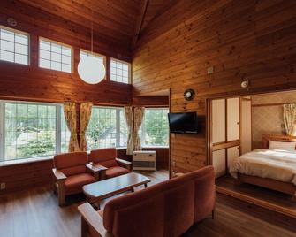 Izumigo Ambient Yatsugatake Cottage - Hokuto - Living room