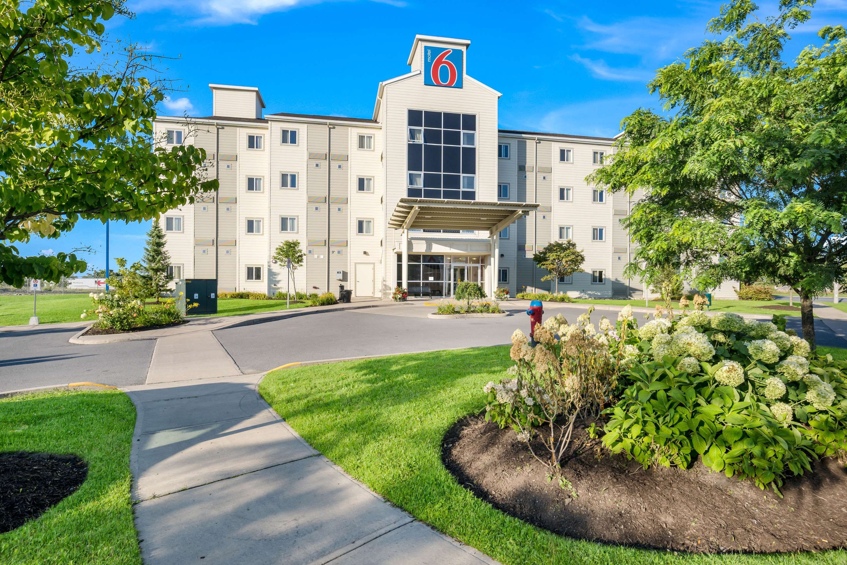 Motel 6 Kingston On