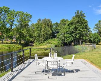 Cozy apartment in Lagan with WiFi - Lagan - Patio