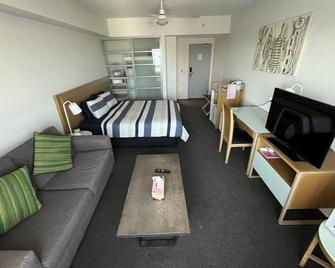 Darwin City Suites with Harbour View - Darwin - Bedroom