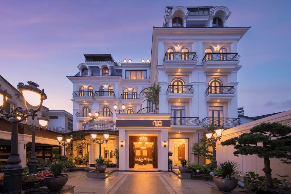 Nia Hotel - Dalat - Building