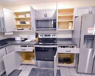 Bedford Bungalow - Bedford - Küche