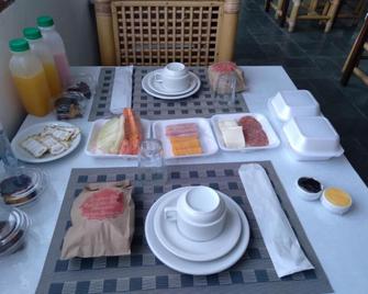 Pousada Nayane - São Sebastião