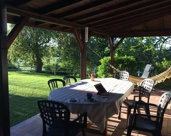 Bed and breakfast of the mill of the distillery of Saint Felix - Le Gosier - Patio
