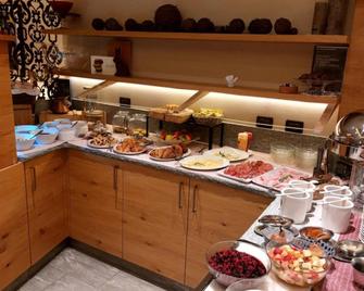 Hotel Cevedale Living Romance Hotel - Peio - Buffet