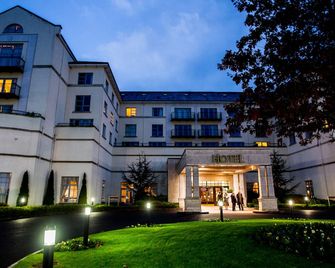 Knightsbrook Hotel & Golf Resort - Trim - Gebäude