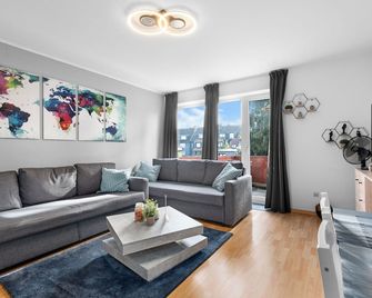 Design Luxus, Vollausstattung, 2 min Hbf Duisburg, beste Betten, 2 55' TV, Netflix, W24 - Duisburg