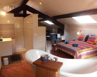 Gîte de la sauvanière - Menée - Habitación