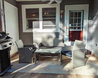 Comfort & Style in One Level - Morrisville - Living room