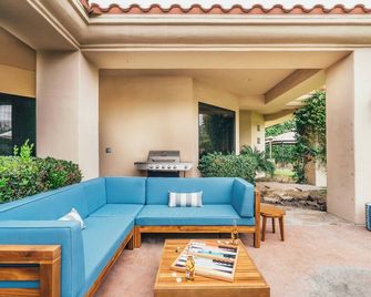 Firefly by Avantstay Spacious Backyard w/ Pool& Hot Tub! - La Quinta - Patio