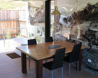 Softfoot Farm Luxury Retreats - Hindmarsh Valley - Comedor