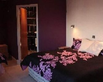 Harbour House Bed & Breakfast - Wick - Bedroom