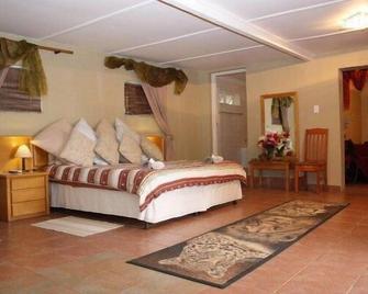 Jock-Sabie Lodge - Sabie - Bedroom