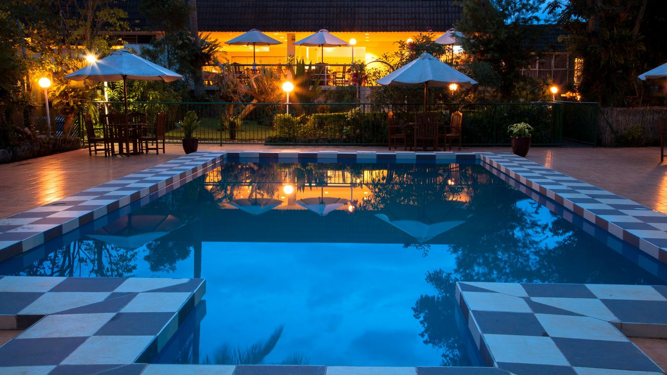 Bird Of Paradise Hotel