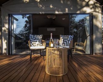 Elephant Walk Tented Camp - Dzuweni