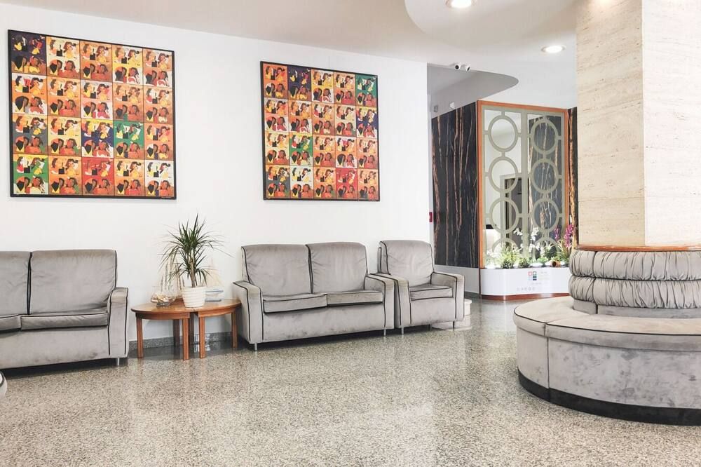 هوتل سانت تروبيز