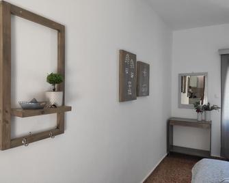 Afroditi Hotel - Masouri - Servicio de la habitación