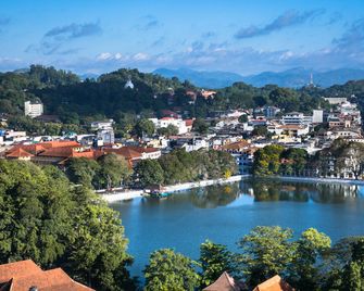 Nine Gems villa - Kandy - Außenansicht