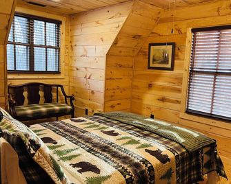 Turkey Creek Cabin Rentals #2 at Tims Ford lake - Tullahoma - Schlafzimmer