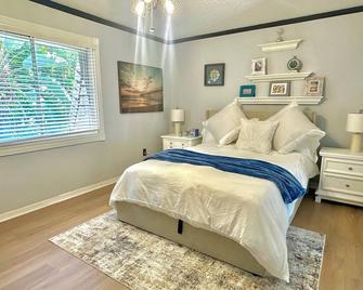 Townhome w Big Balcony-College Park, WP, Downtown - Perfect for Work Travelers - Orlando - Habitación
