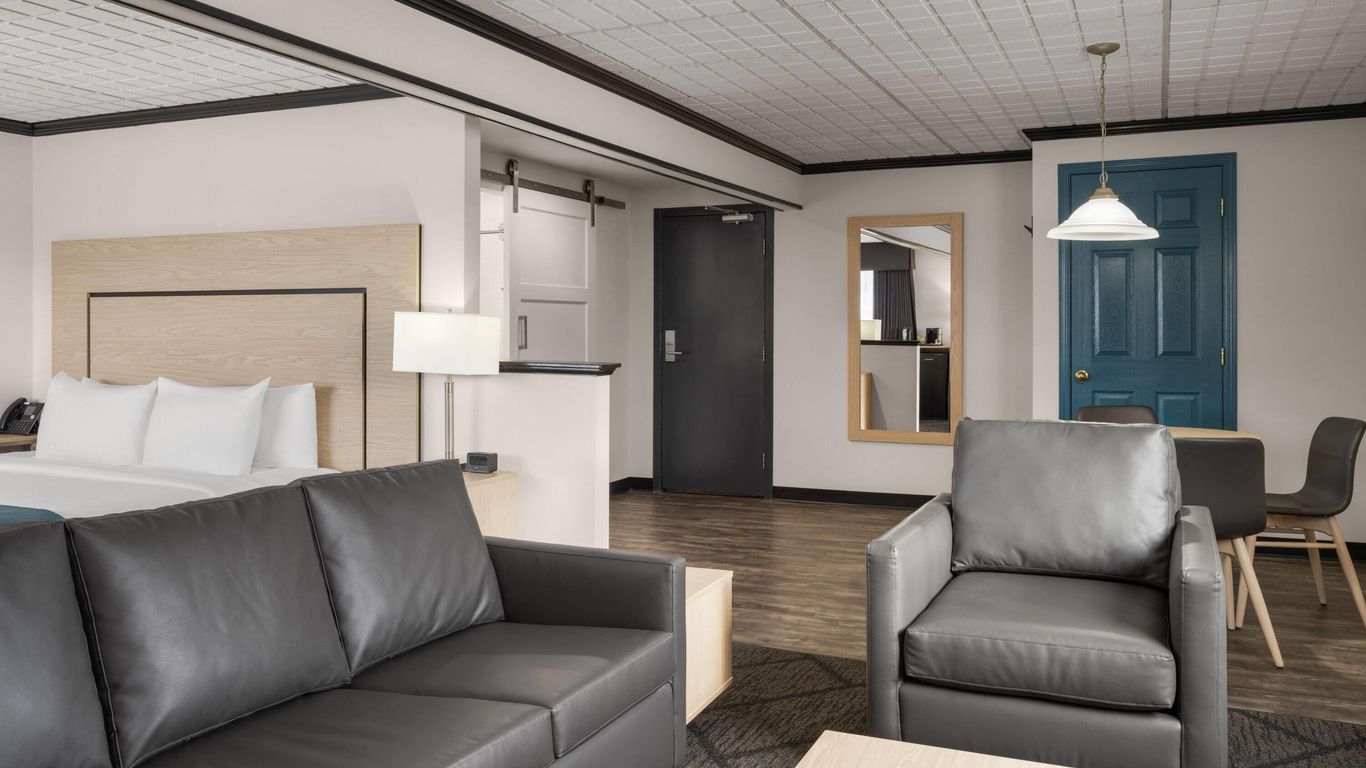 سترنيلر هوتل آند كونفرانس سنتر، ترايدمارك باي ويندام