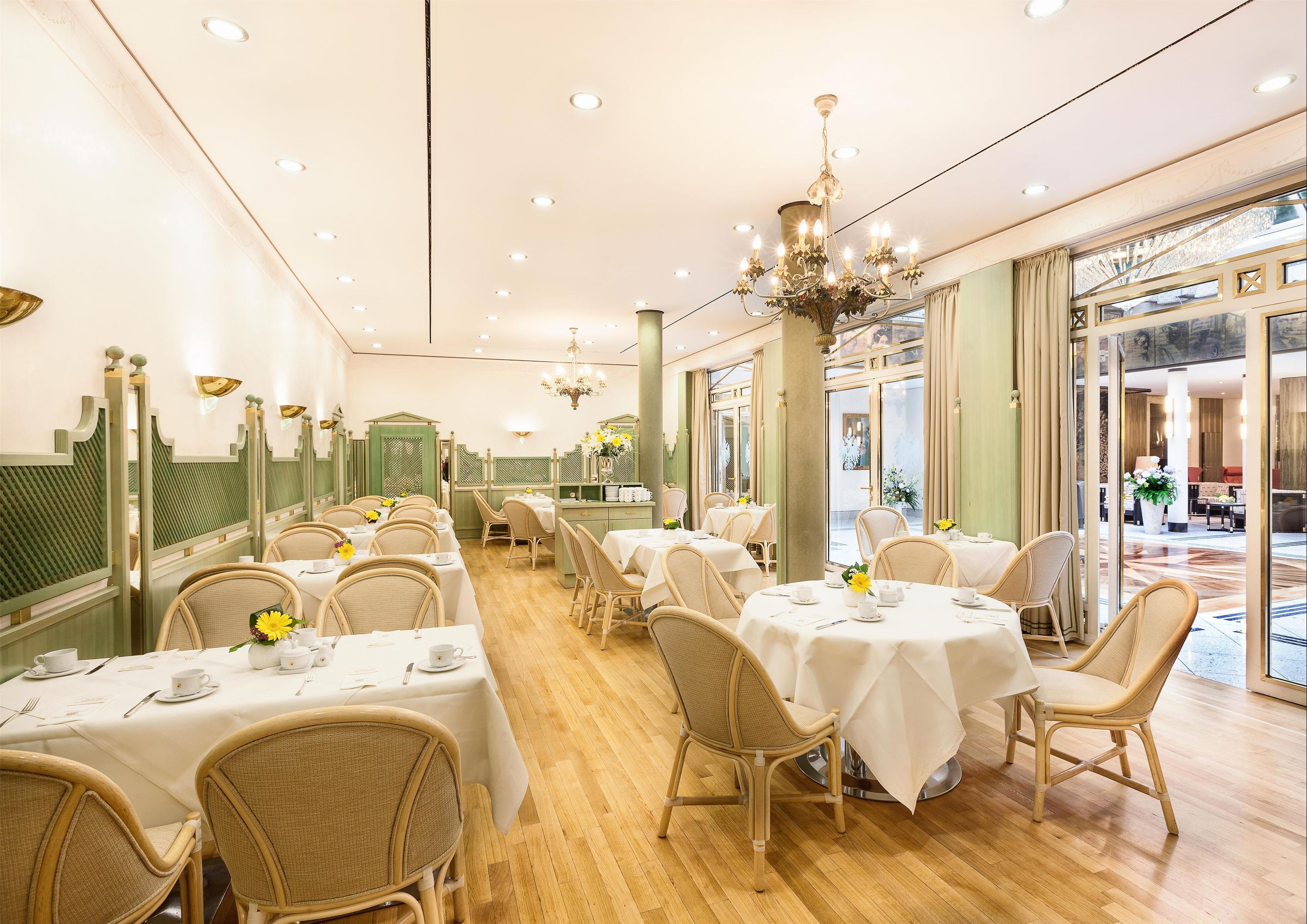 Best Western Premier Grand Hotel Russischer Hof - ויימאר - חדר אוכל