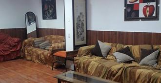 Hotel El Eden de Adan y Eva - Andahuaylas - Sala de estar