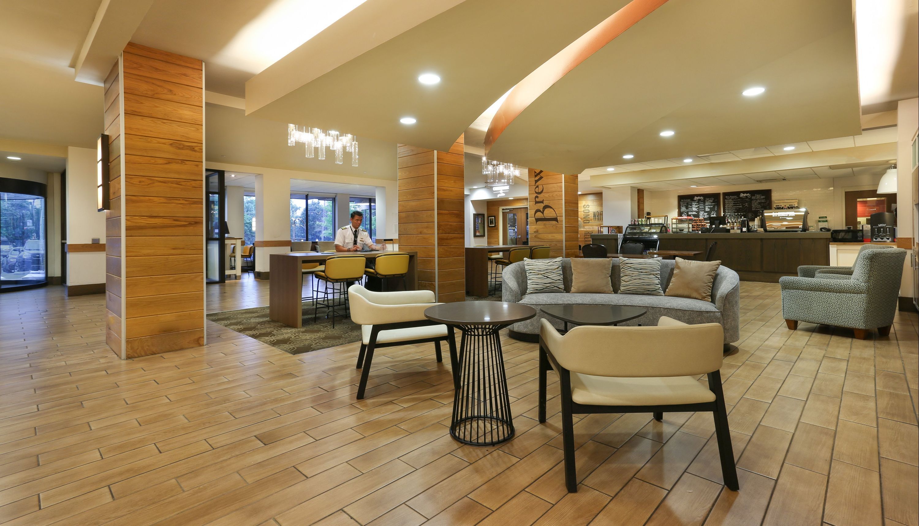 Holiday Inn Nashville-Vanderbilt (Dwtn) By IHG - נאשוויל - לובי