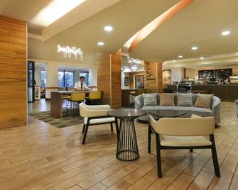 Holiday Inn Nashville-Vanderbilt (Dwtn) By IHG - נאשוויל - לובי
