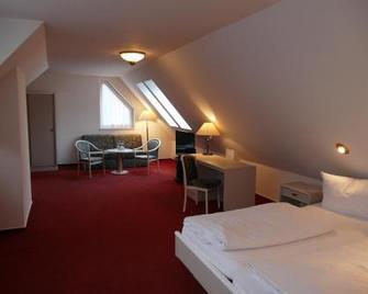 Hotel Am Dom - Greifswald - Bedroom