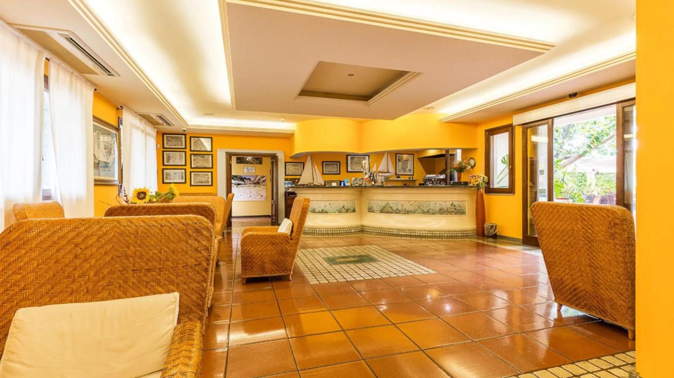 Hotel Santa Maria