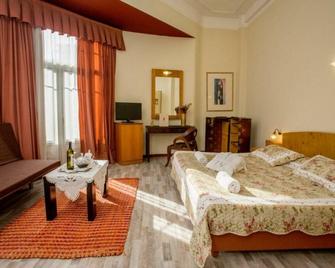 Modern Revival Luxury Hotel - Thessaloniki - Schlafzimmer