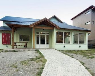 Hostería Vertical Lodge - El Chaltén - Edificio