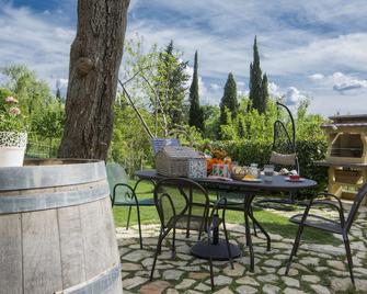 La Coroncina Lodging - Siena - Patio