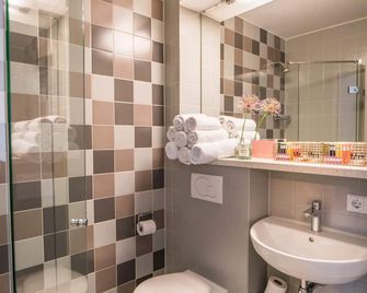 Linden Hotel - Amsterdam - Bathroom