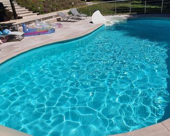 Les Feuillantines Perigord Noir - Meyrals - Pool