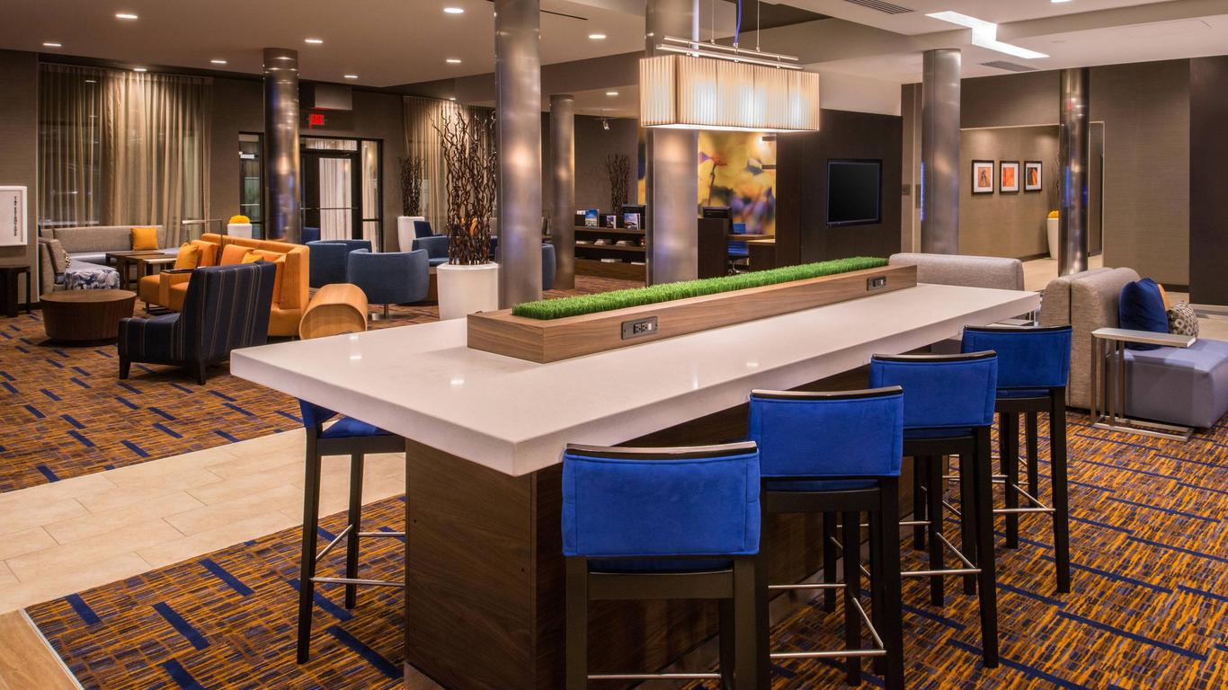 Courtyard by Marriott Jacksonville