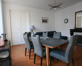 Appartement spacieux à Lunéville, proche des attractions - FR-1-584-366 - Lunéville - Salle à manger
