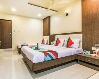 Hotel Venture Grand - Bombay - Habitación