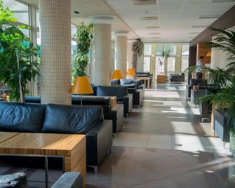 Jeravi Hotel - נסבאר - לובי