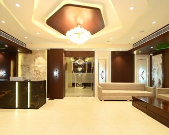 Hotel Blue Sapphire - Kota - Lobby