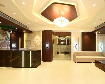 Hotel Blue Sapphire - Kota - Lobby