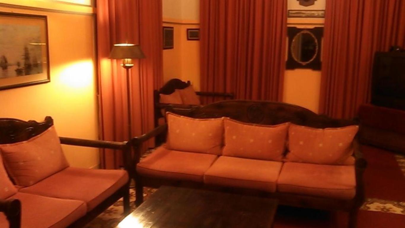 Tinion Hotel