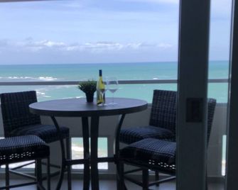 New Completely Renovated, Playa Azul-Tower 1, 17th Floor, 1 Bedroom 1bath - Luquillo - Balcón