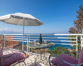 Apartments Vesela - Podaca - Balkon