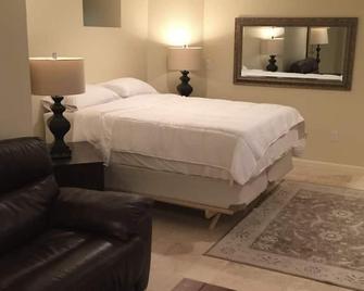 Studio Apartment Minutes Away from Times Square - Weehawken - Schlafzimmer