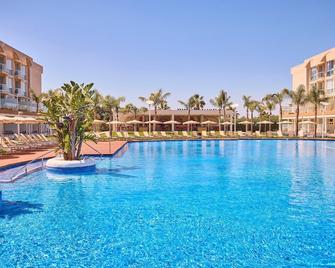 Zafiro Alzinar Mar Adults Only - Can Picafort - Zwembad