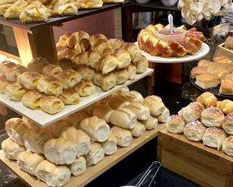 Lummina Barueri Alphaville - Barueri - Buffet